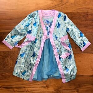 Girls Disney Frozen 2 nightgown and robe